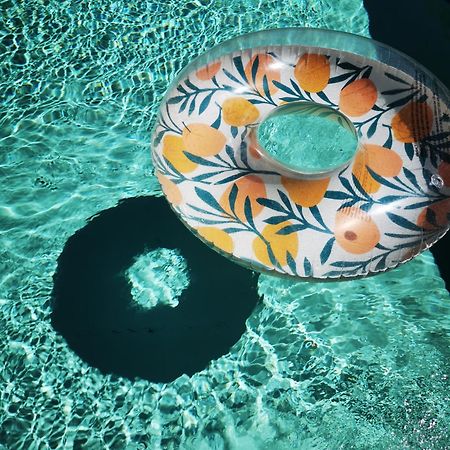 Studio De Charme En Provence, Piscine Et Jacuzzi Partages Le Luc Extérieur photo