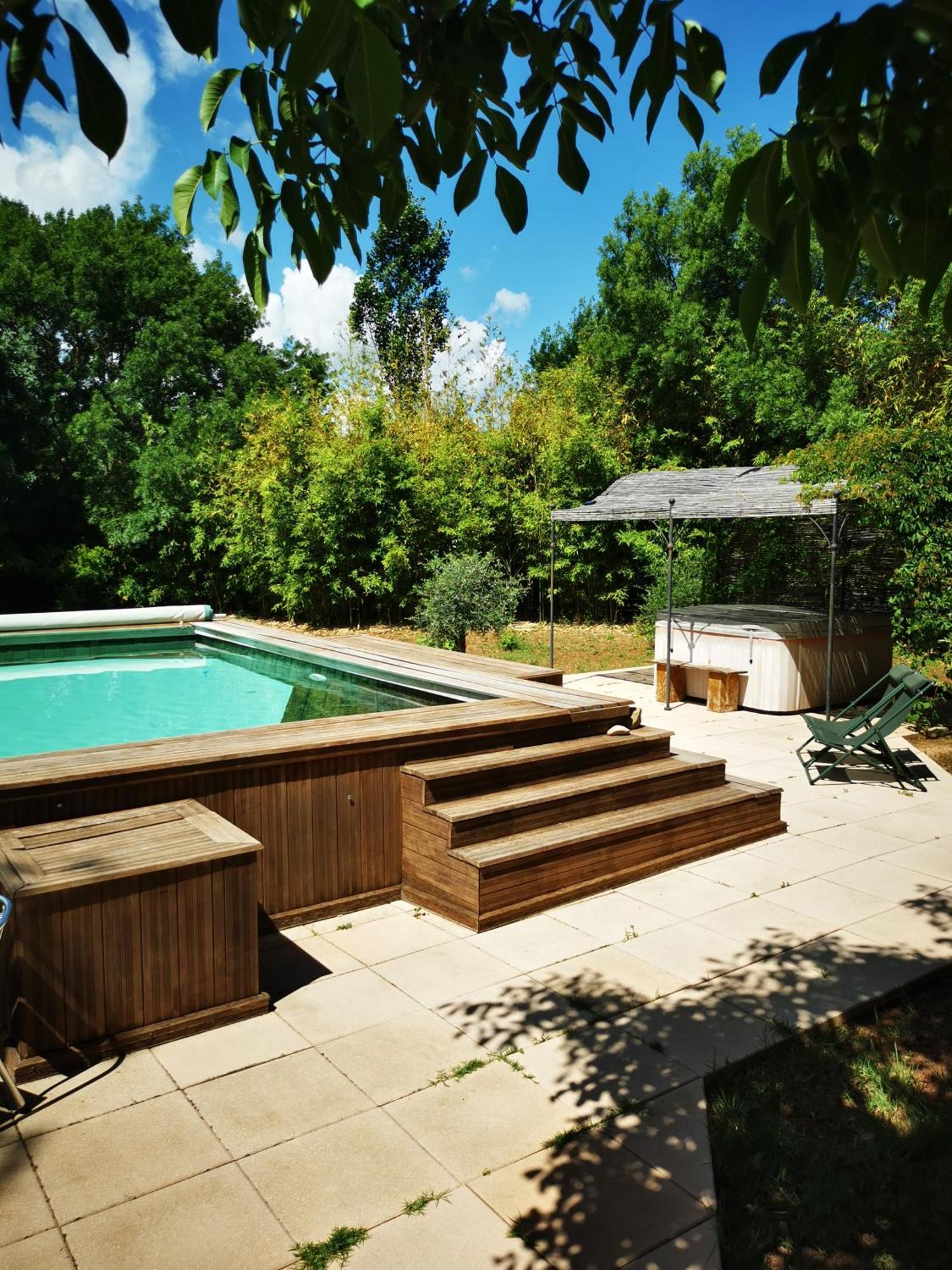 Studio De Charme En Provence, Piscine Et Jacuzzi Partages Le Luc Extérieur photo